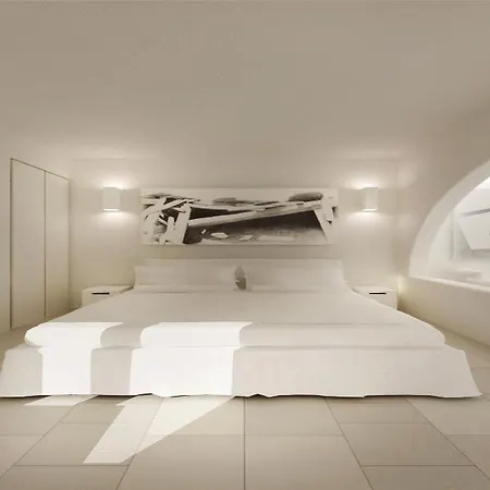 Hotel Aqua Blue Perissa (Santorini)