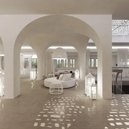 Aqua Blue Hotel 5*