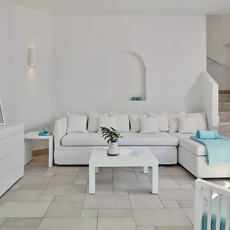 Aqua Blue Perissa (Santorini)