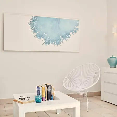 Hotel Aqua Blue